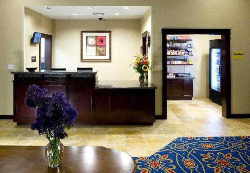 Towneplace Suites By Marriott San Antonio Airport Exterior photo